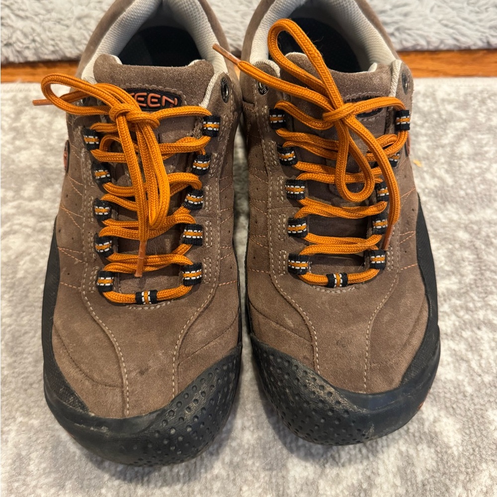 Keen rubber toe Mens Hiking Shoe Work Brown Size 8.5